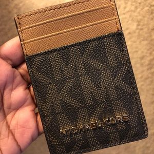 Michael Kors Jet Set Travel ID Case